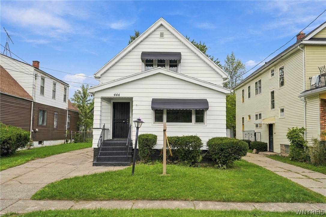 444 Cambridge Avenue - Photo 1