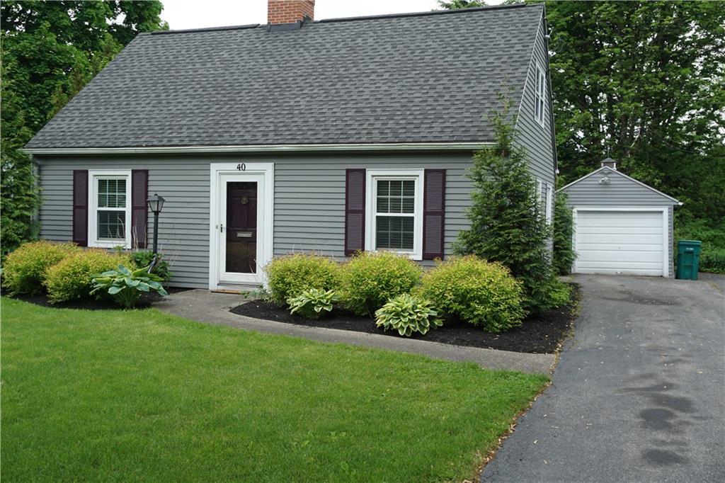 40 Village Lane - Photo 1
