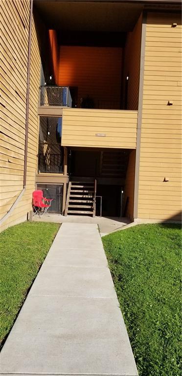 517 Village Boulevard - Photo 1