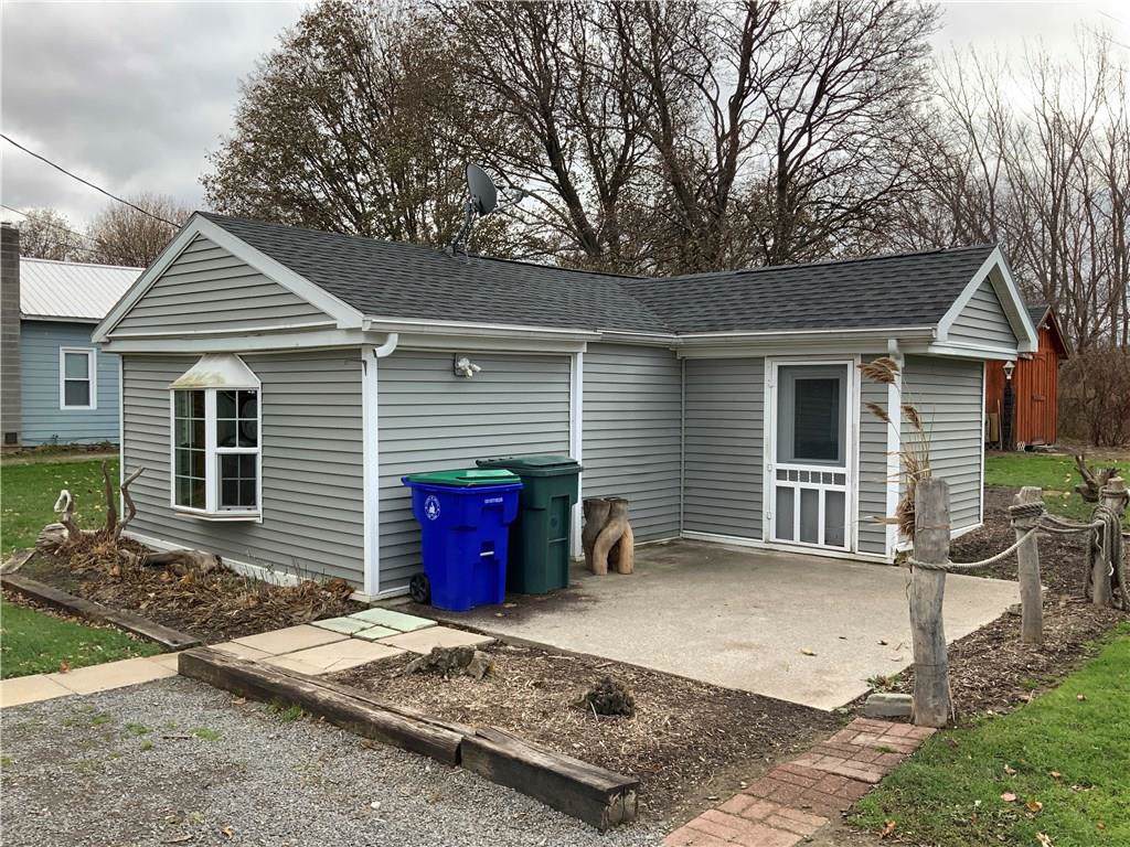 14400 Lakeshore Road - Photo 1
