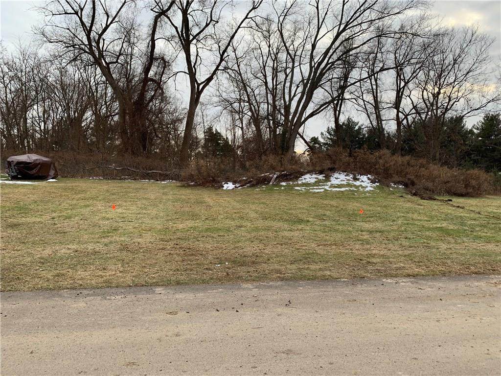 9 Claireon Woods Drive - Photo 1