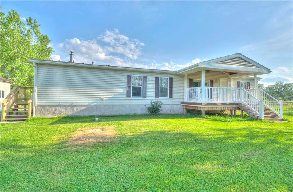 2976 Noble Road - Photo 1