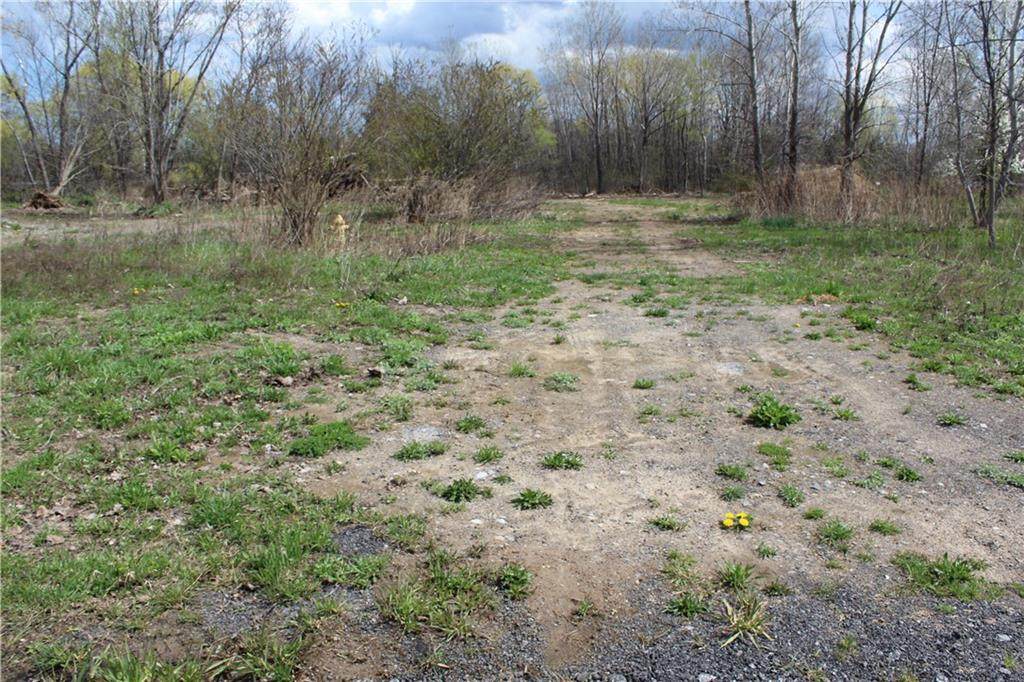 000 Geraldine Parkway - Photo 1