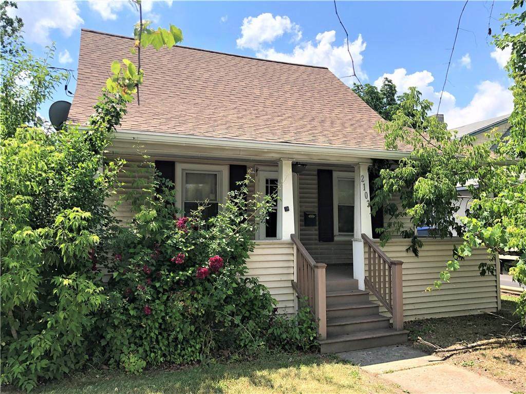 2103 College Avenue - Photo 1