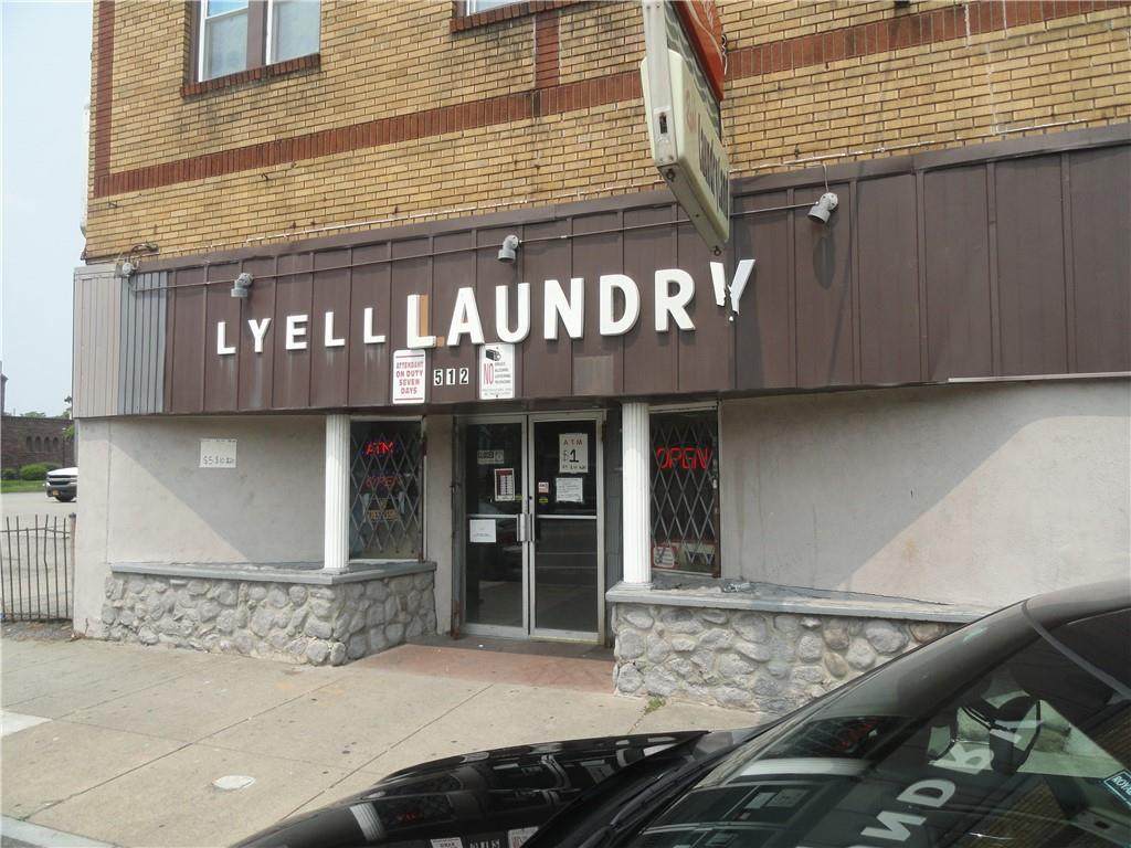 512 Lyell Ave - Photo 1