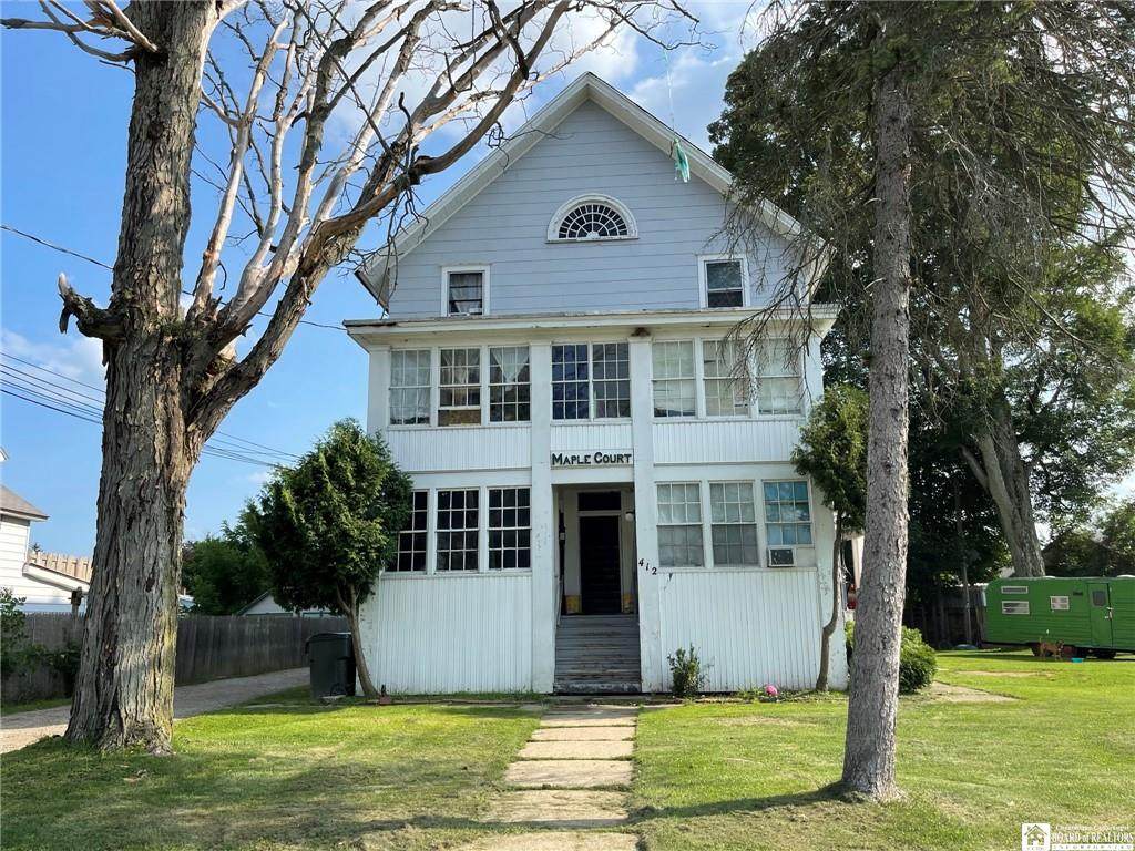 412 School Street - Photo 1