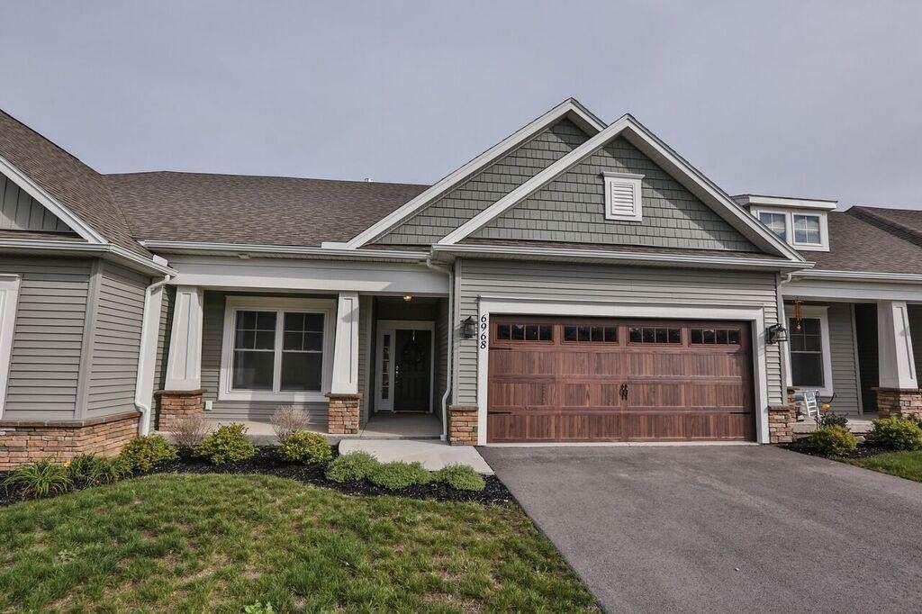 7003 Harvest View - Photo 1