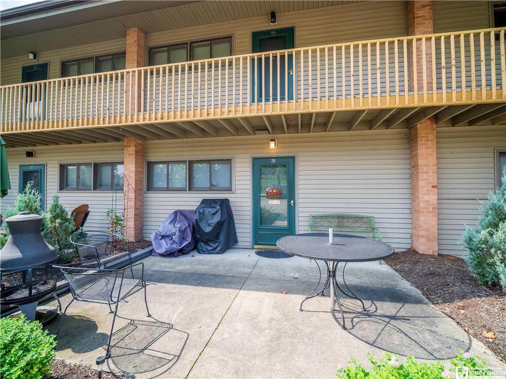 20 Mohawk Drive - Photo 1