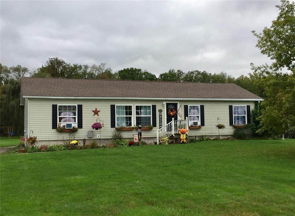2780 Genesee Street - Photo 1