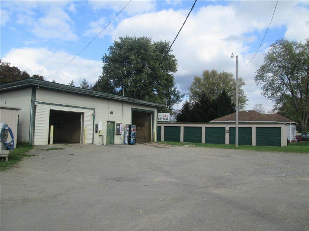 313 Academy Street - Photo 1
