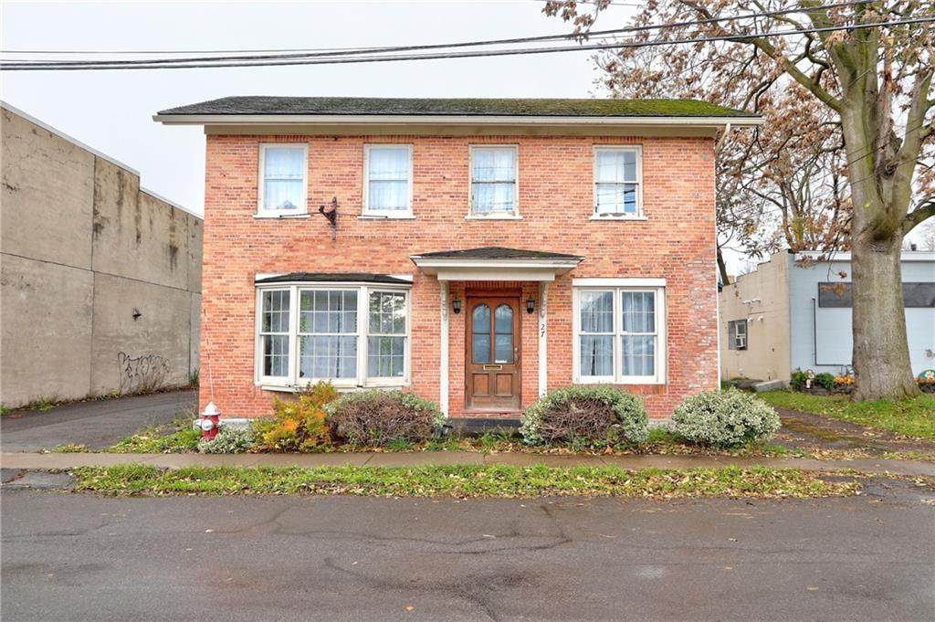 27 Coach Street - Photo 1