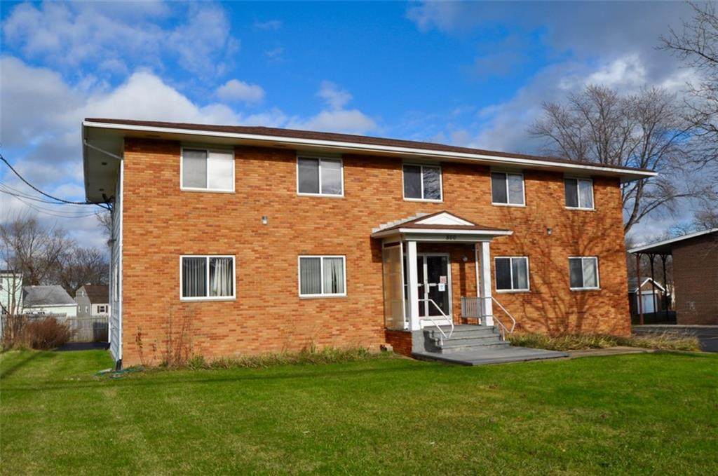 800 Spencerport Road - Photo 1