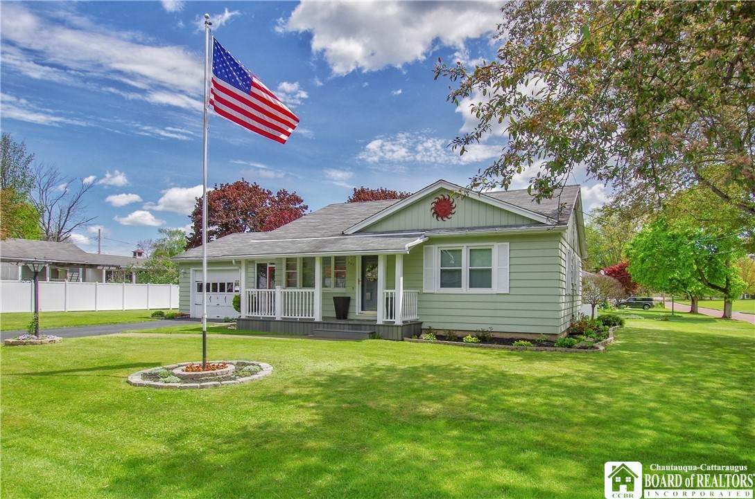 307 Sampson Street - Photo 1
