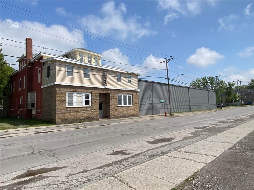 49 Pearl Street - Photo 1
