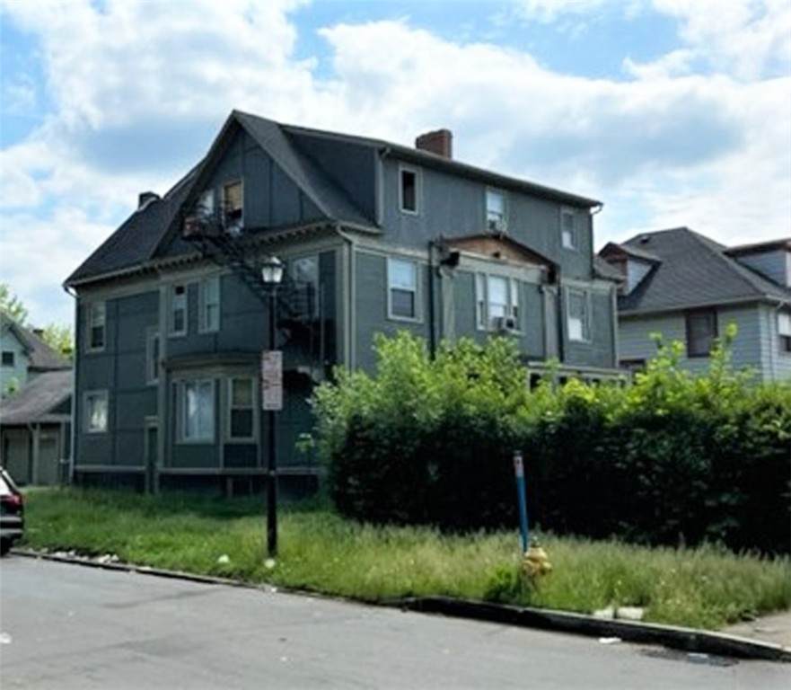 441 West Avenue - Photo 1