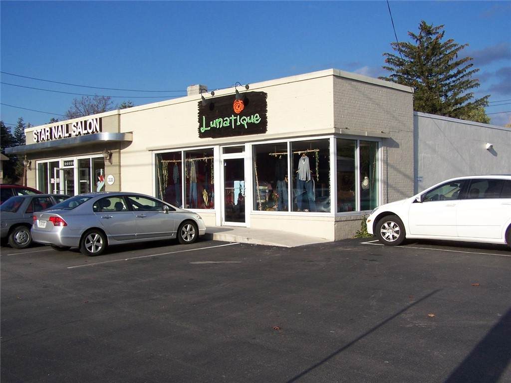 3130 Monroe Avenue - Photo 1