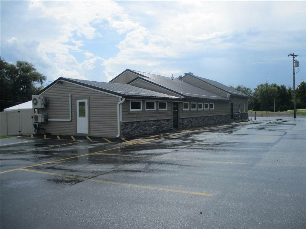 913 Roosevelt Highway - Photo 1