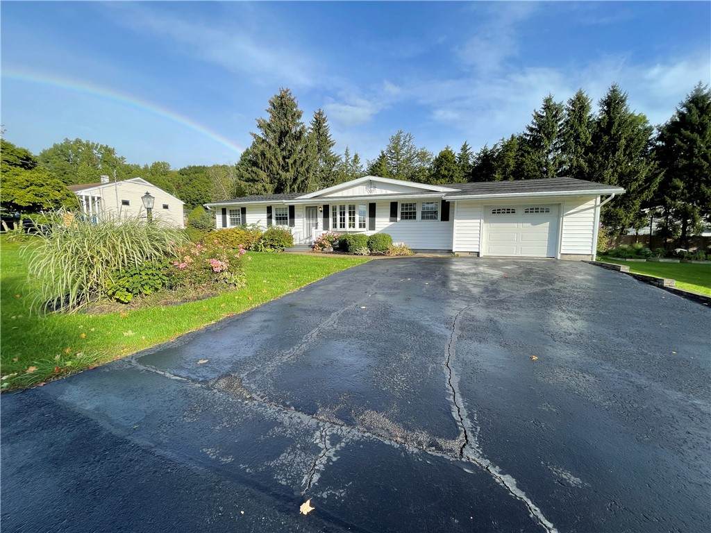2815 Forest Hill Drive - Photo 1