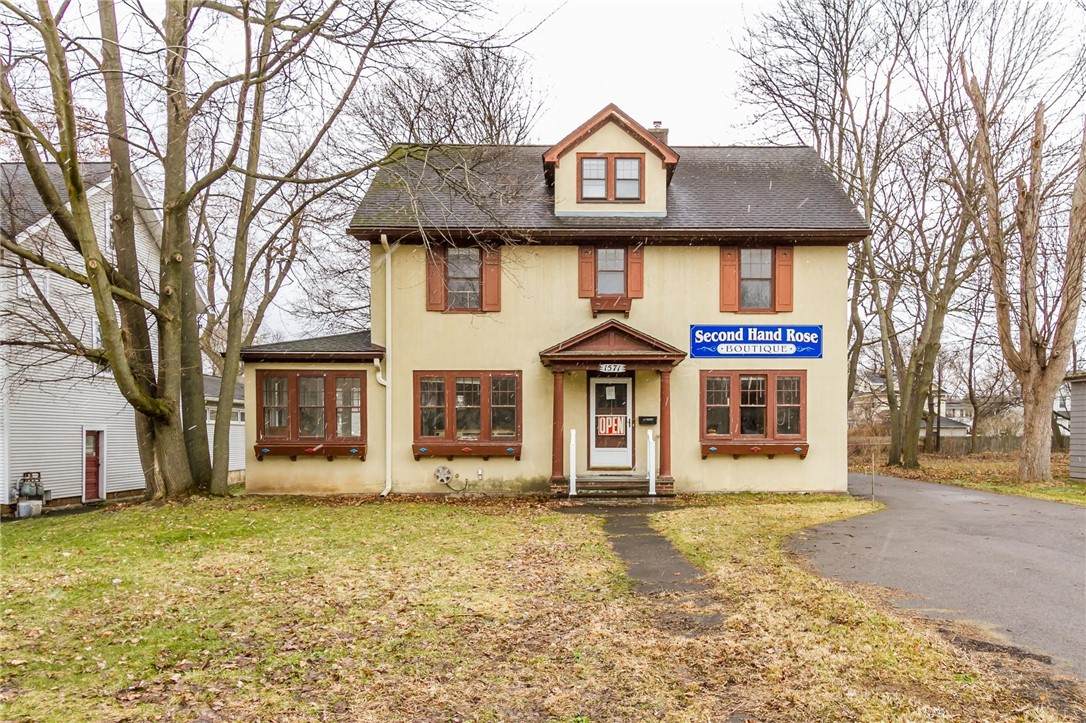 1571 Monroe Avenue - Photo 1