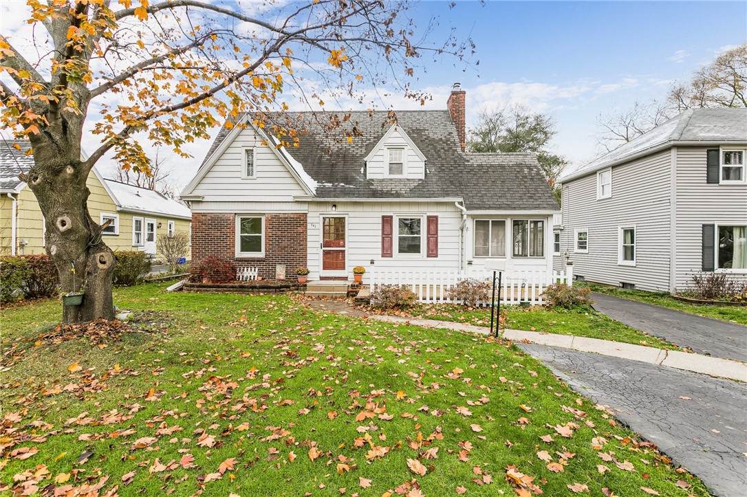 141 Cooper Road - Photo 1