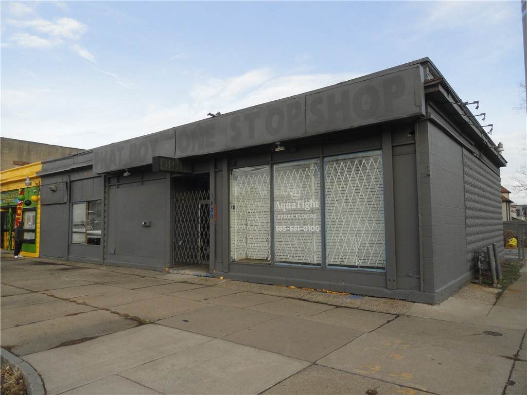 1430 Dewey Ave - Photo 1