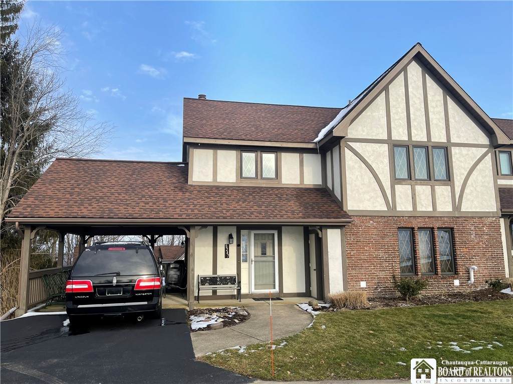 8247 Canterbury Drive - Photo 1