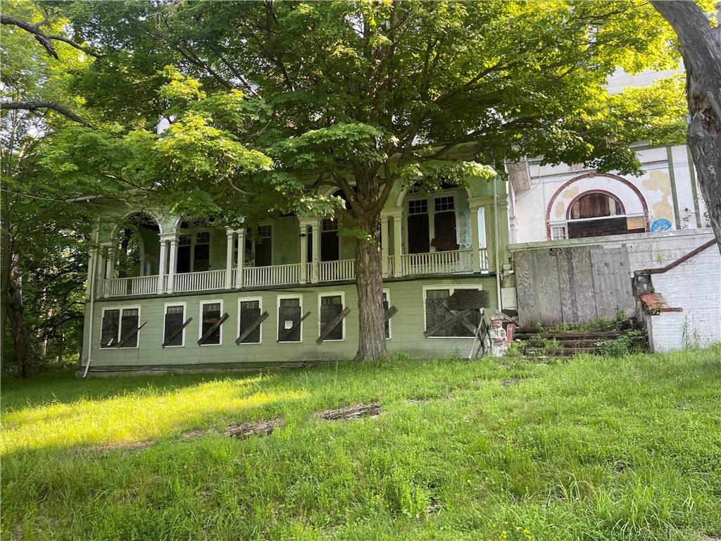 https://bt-photos.global.ssl.fastly.net/rochester/orig_boomver_1_R1485388-2.jpg