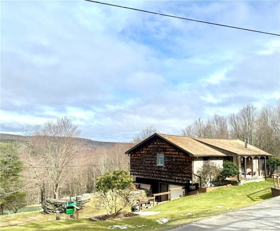 751 Mclaughlin Road - Photo 1