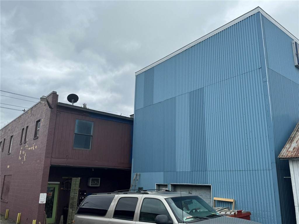 https://bt-photos.global.ssl.fastly.net/rochester/orig_boomver_1_R1529020-2.jpg