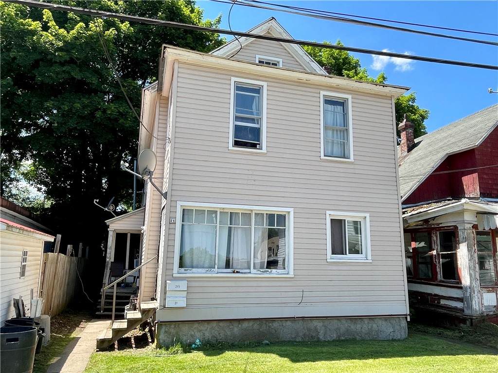 21 Charlotte Avenue - Photo 1