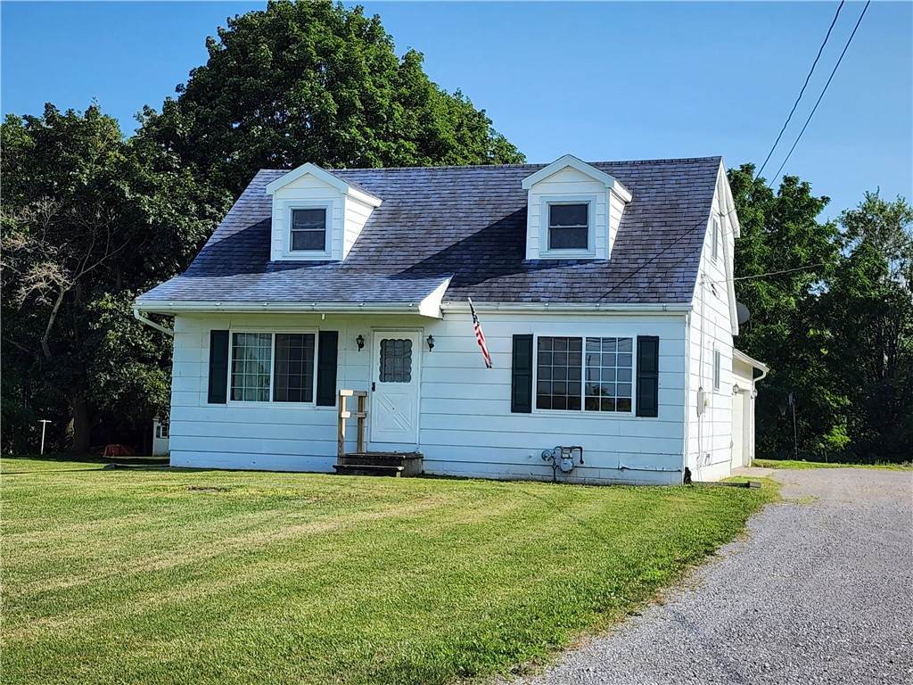 2970 Genesee Street - Photo 1