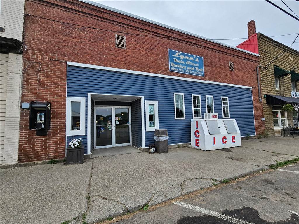 1613 Main Street - Photo 1