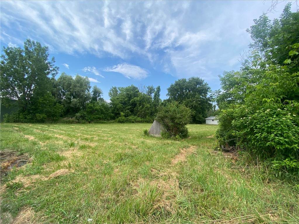452 Campbell Road - Photo 1