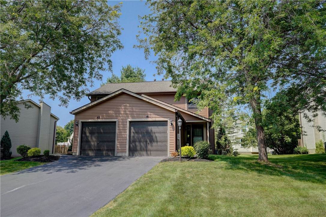 81 Devonshire Circle - Photo 1