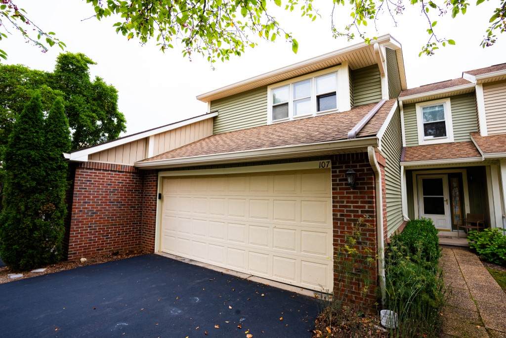 107 Montpelier Circle - Photo 1