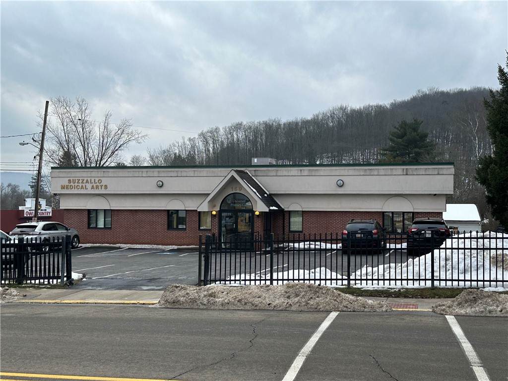 159 Interstate Parkway - Photo 1