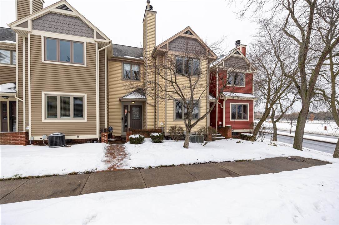 132 Cornhill Place - Photo 1