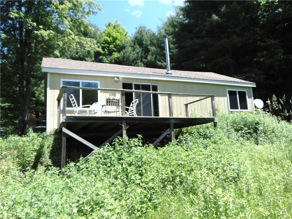 570 Farnham Road - Photo 1