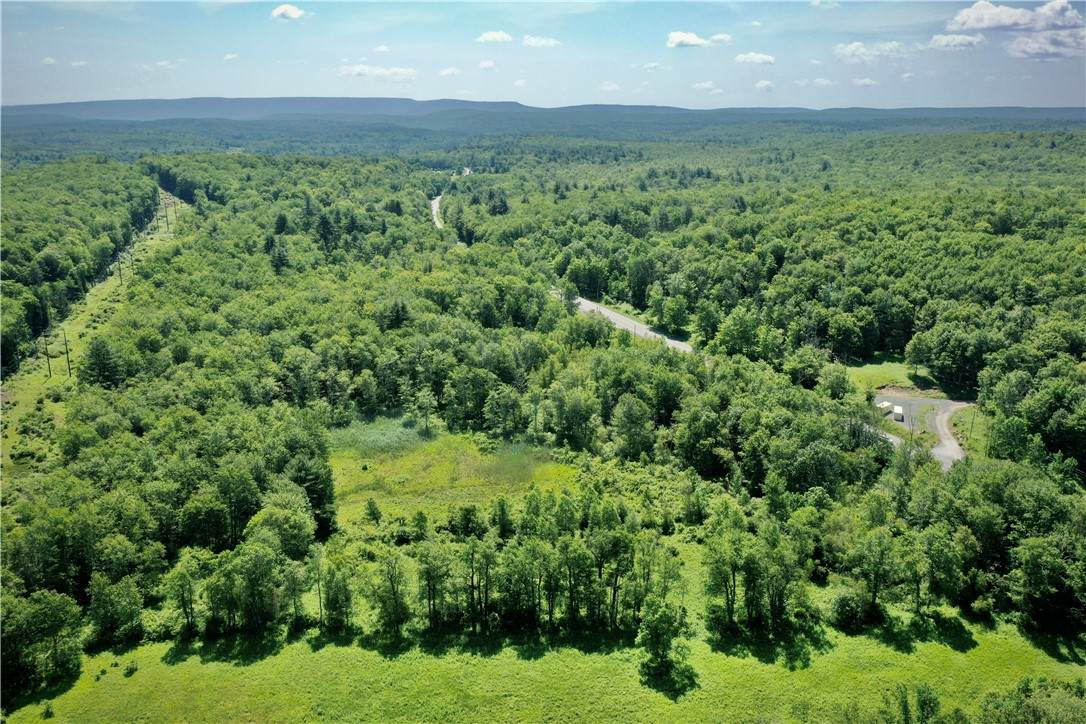 Route 52 - Photo 1
