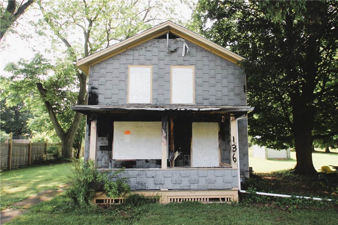 136 Knapp Street - Photo 1