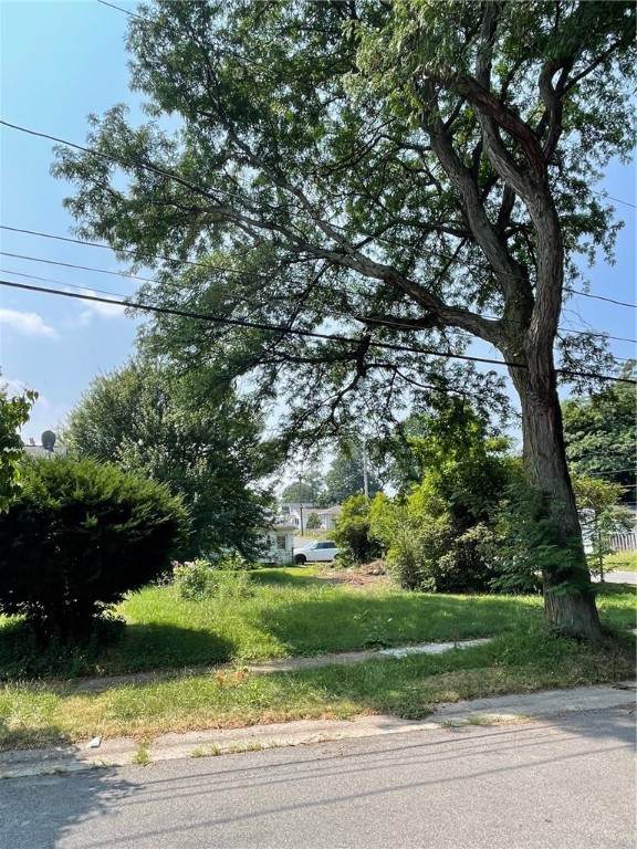 147 Perinton Street - Photo 1