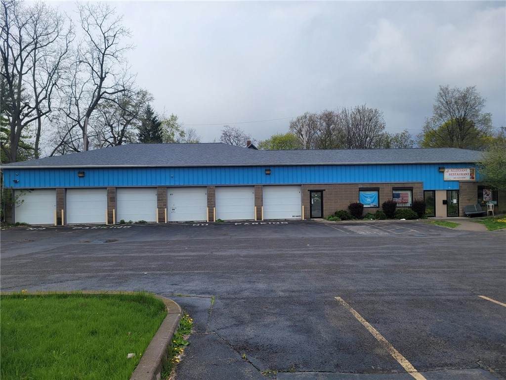 801-807 Plymouth Avenue - Photo 1