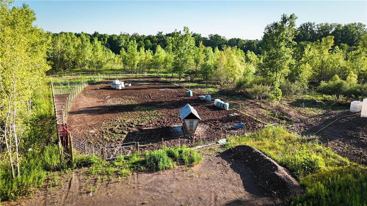  Cross Road - Photo 1