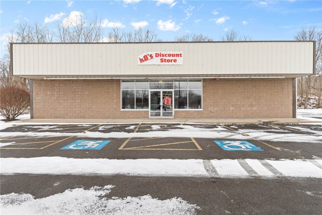 27 State Route 31 - Photo 1