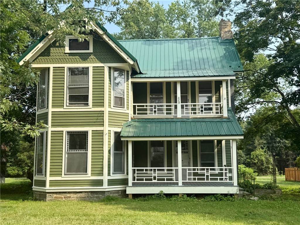 12 Front Street - Photo 1