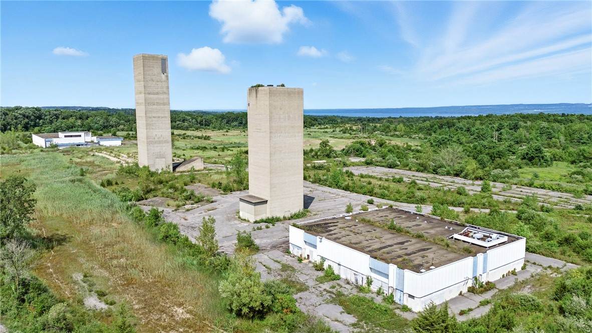 616 Severne Road - Photo 1