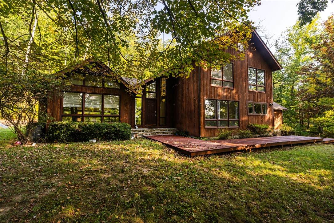 144 West Hill Terrace - Photo 1