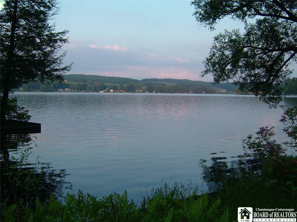 2404 Shadyside Road - Photo 1