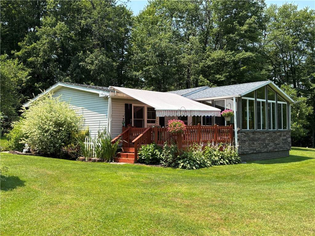 4 Erickson Drive - Photo 1
