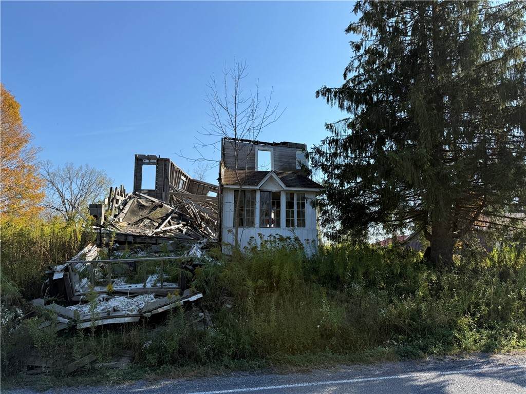 878 County Road 10 - Photo 1